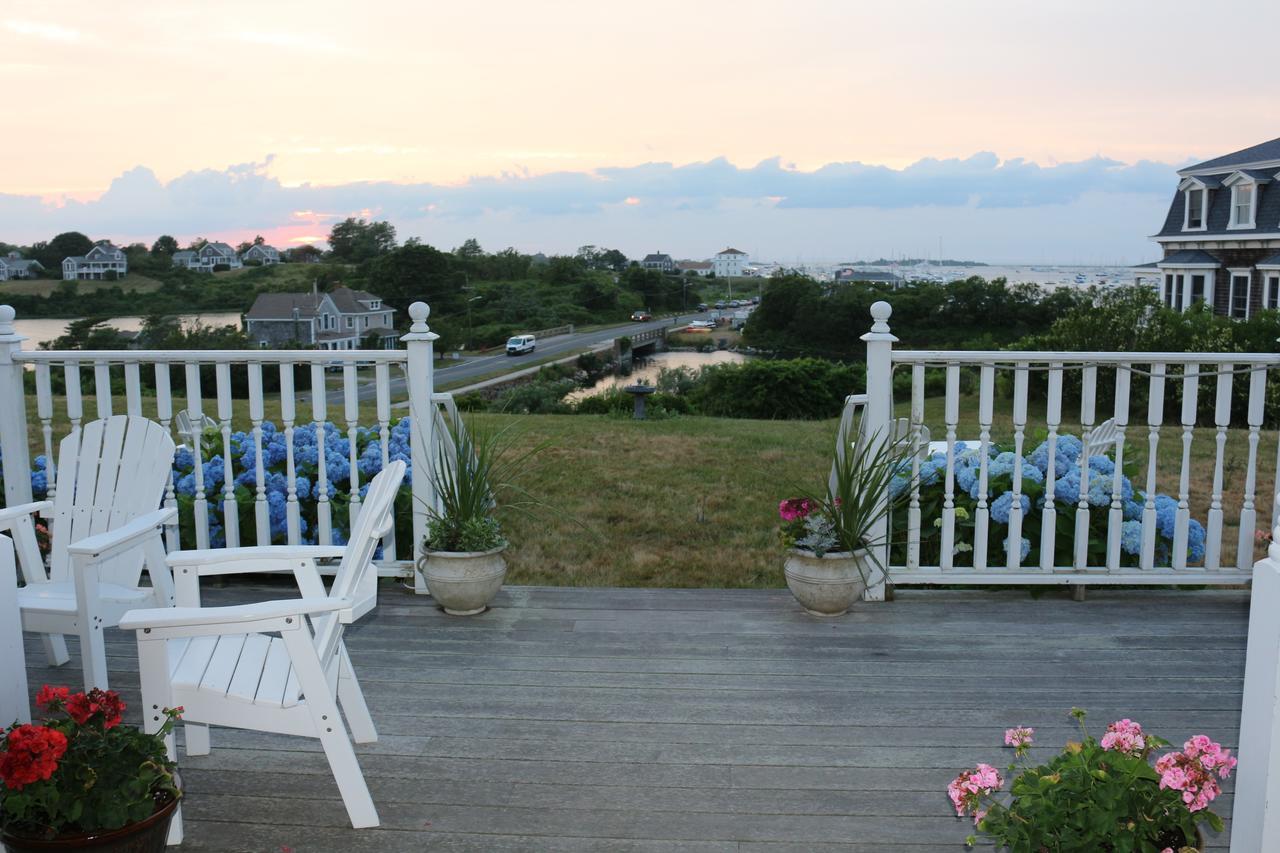 Payne's Harbor View 3*
